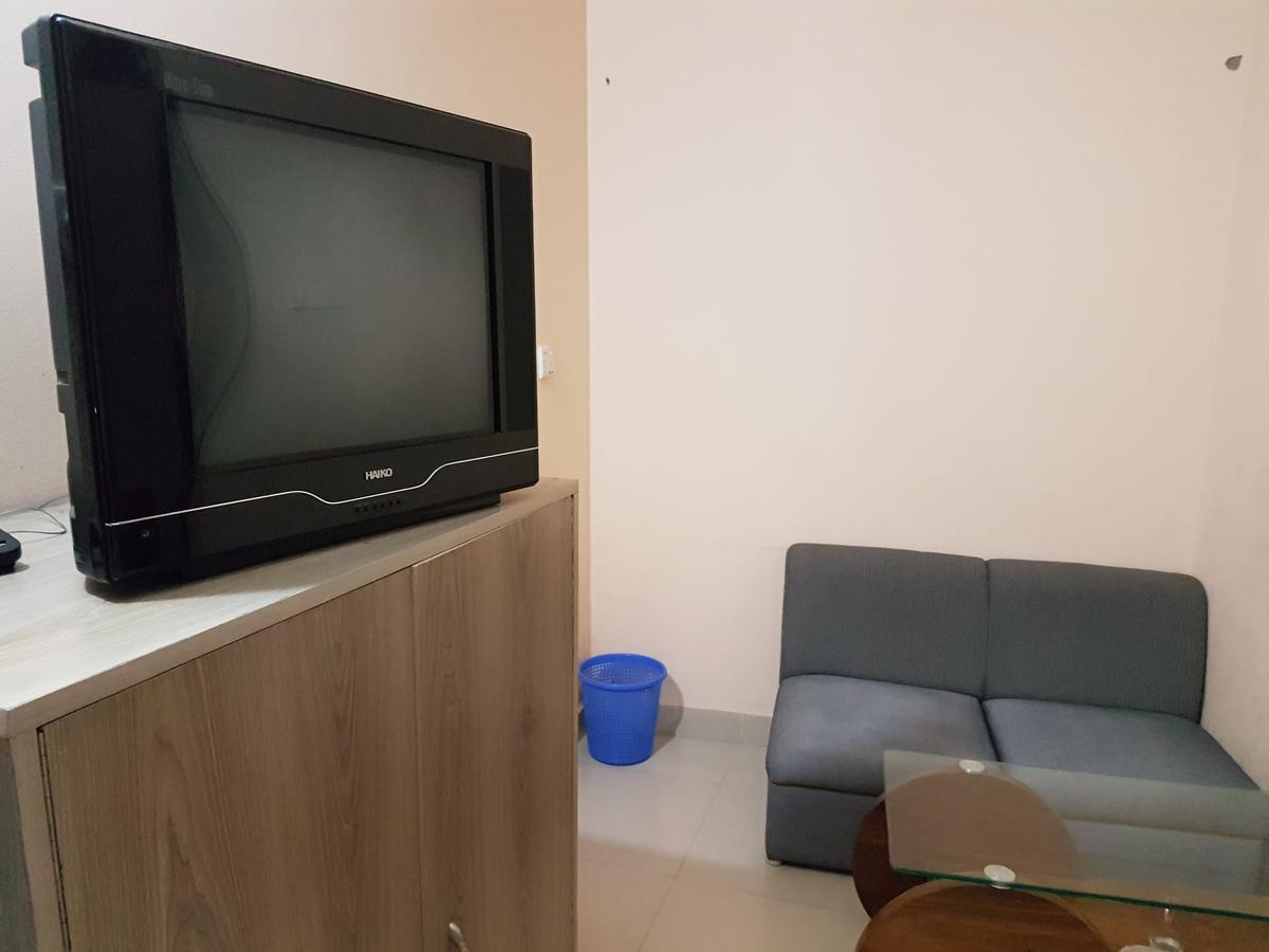 Hotel Diamond Park Dakhin Kattali Dış mekan fotoğraf