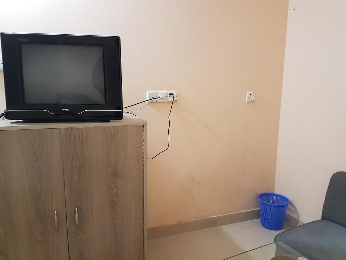 Hotel Diamond Park Dakhin Kattali Dış mekan fotoğraf